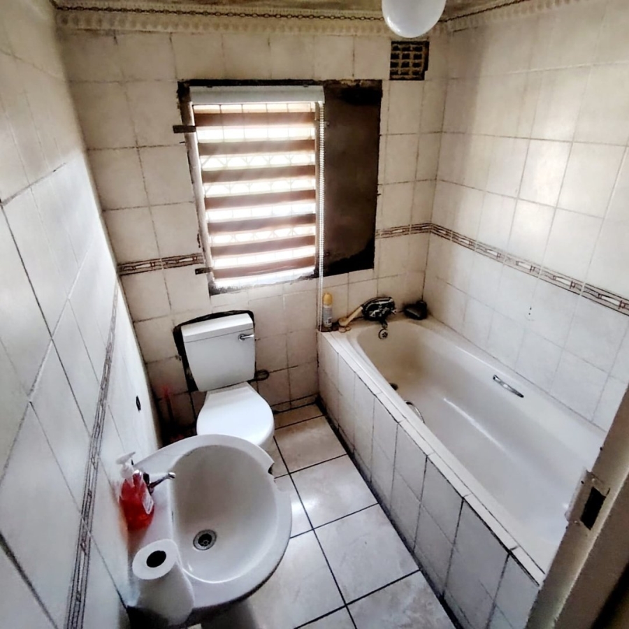 4 Bedroom Property for Sale in Mdantsane Nu 10 Eastern Cape